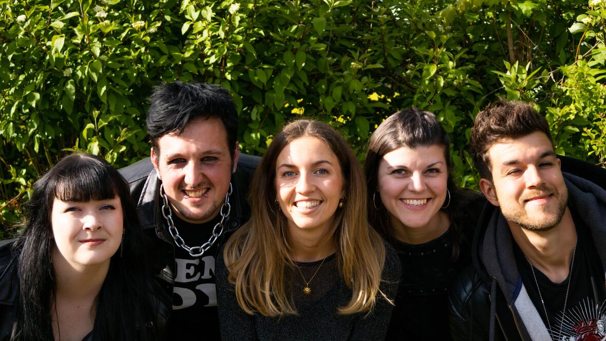 2026-06-09_10-12-33-bandfoto_faces-2